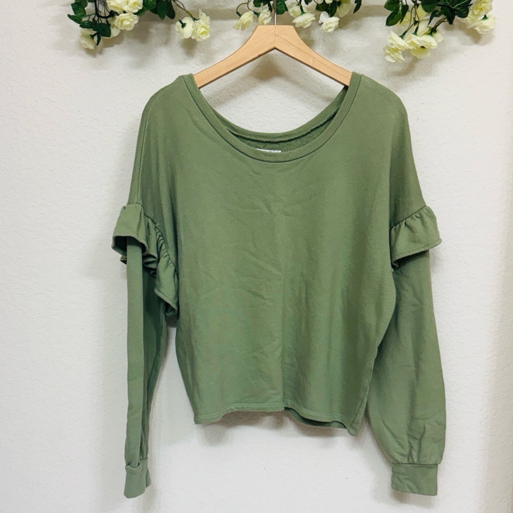 Lucky Brand • Sage Green Ruffle Sleeve Long Sleeve Top